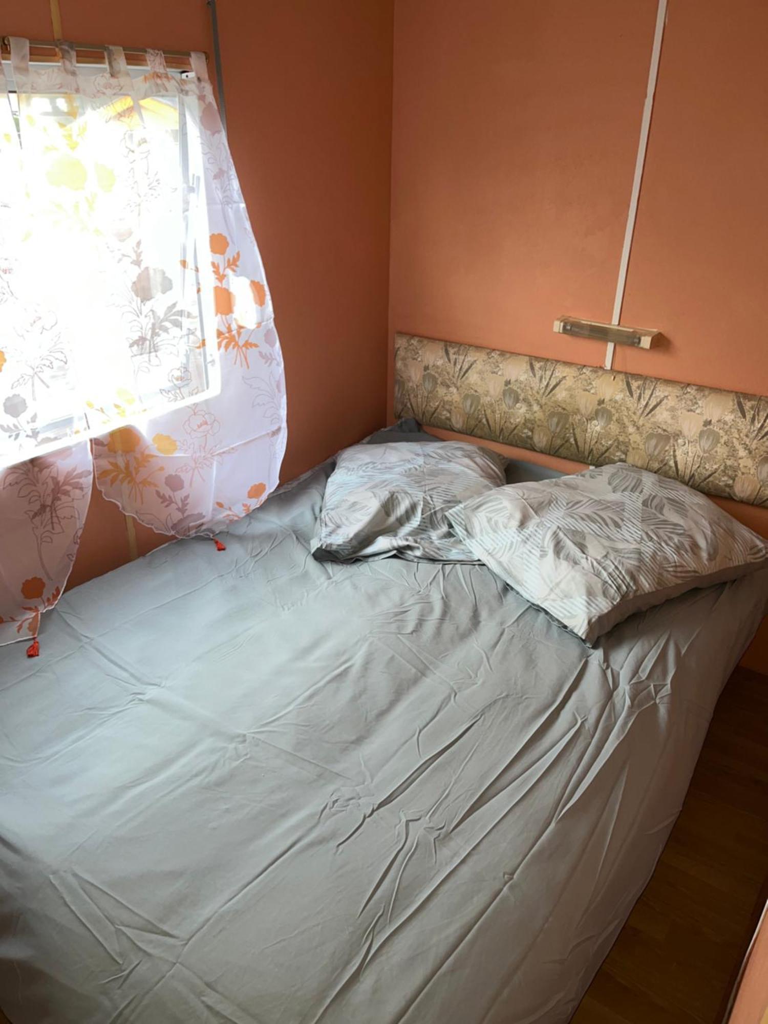 Отель Le Familly Team Ardres Экстерьер фото